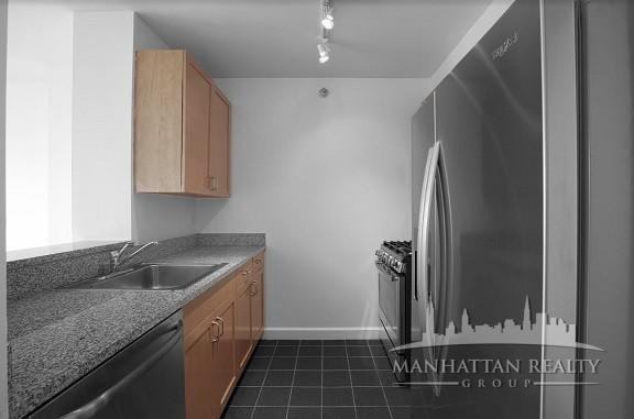 W 42nd St #11G - Photo 2 of 6