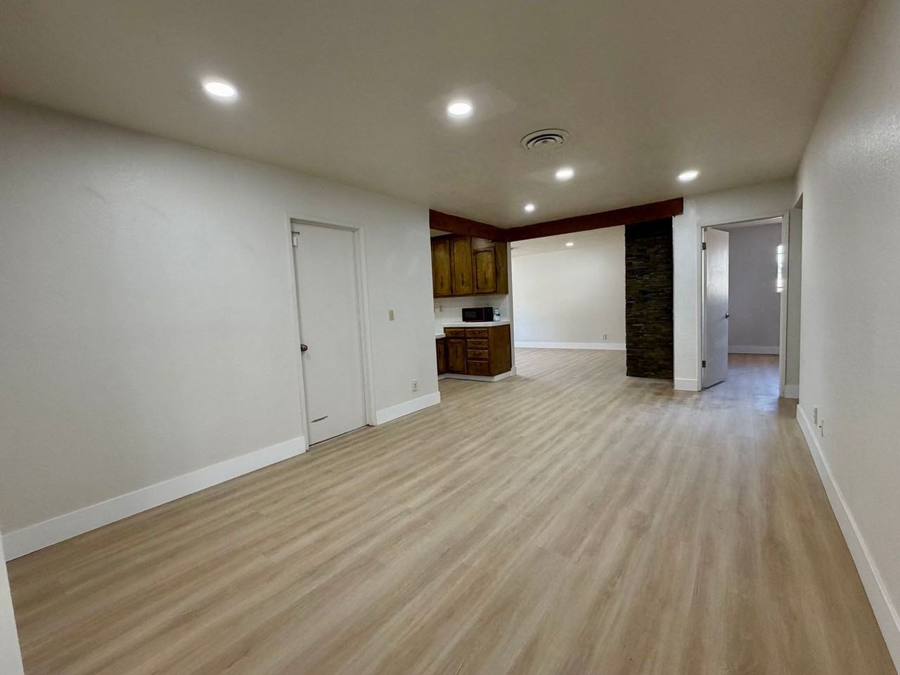408 W Ward Ave - Photo 5 of 21