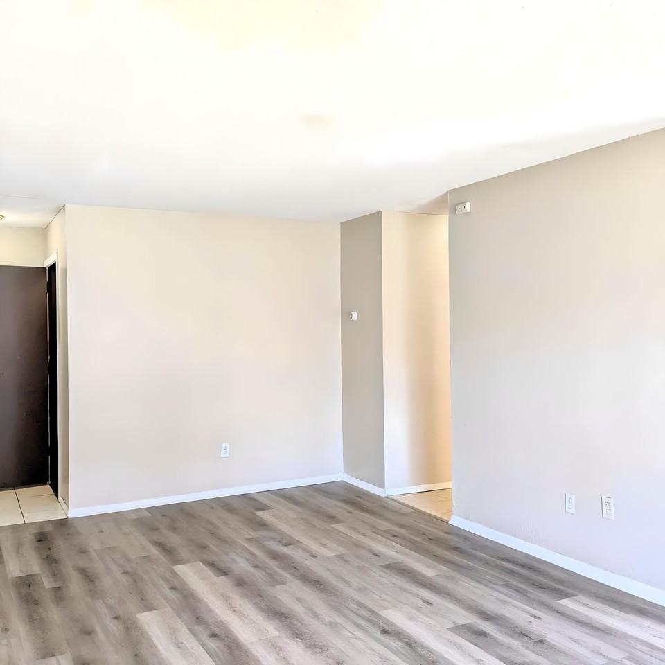 1851 Magnolia Ave E #1851-104 - Photo 6 of 25