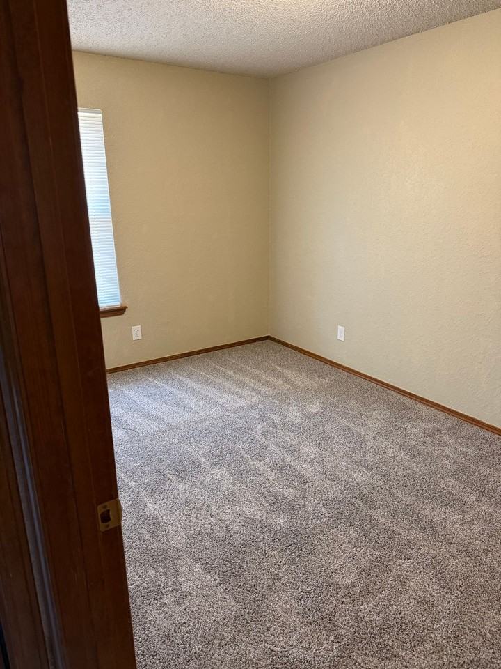 Cimco Properties - Photo 3 of 7