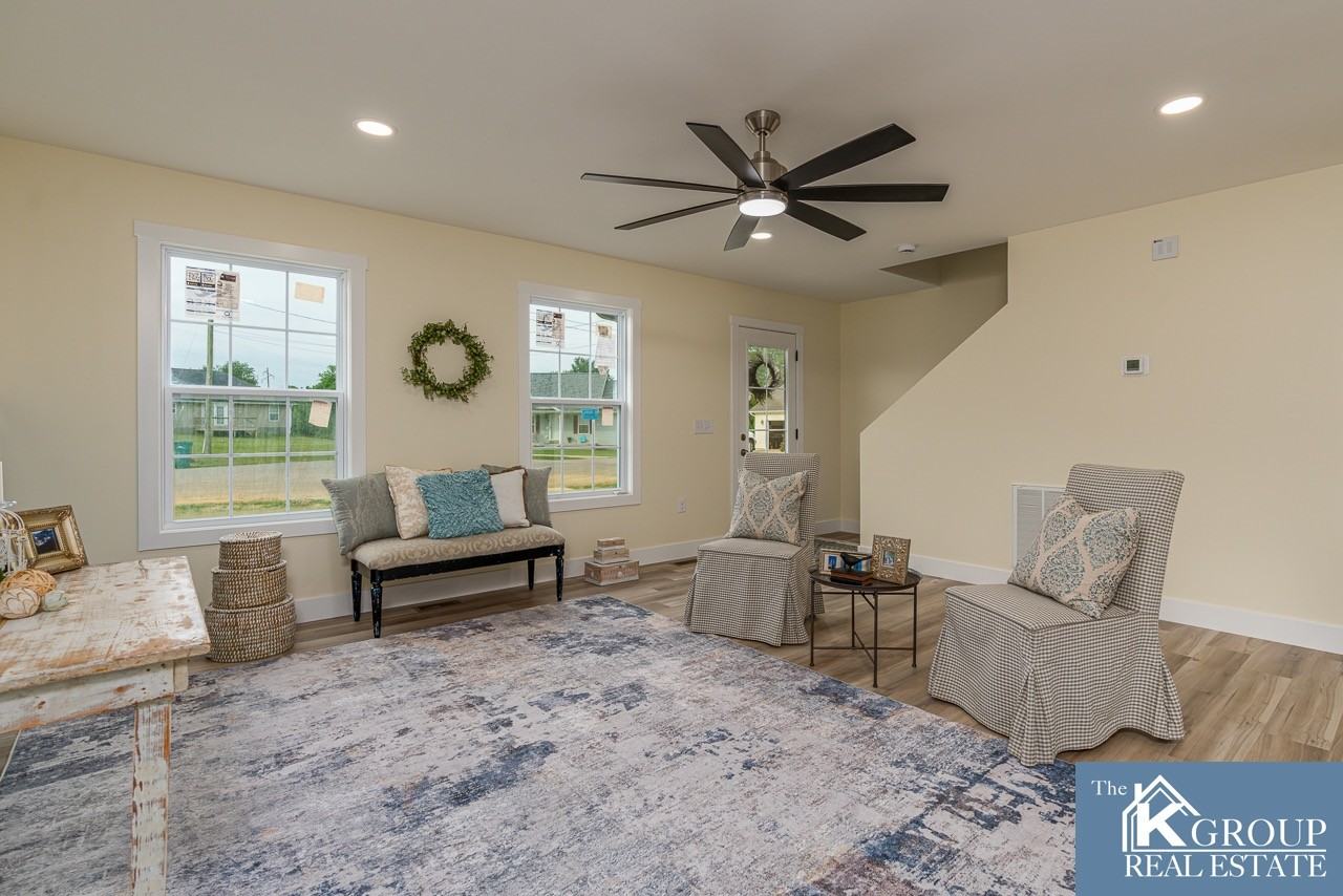 108 W Tuscany Ct - Photo 2 of 11