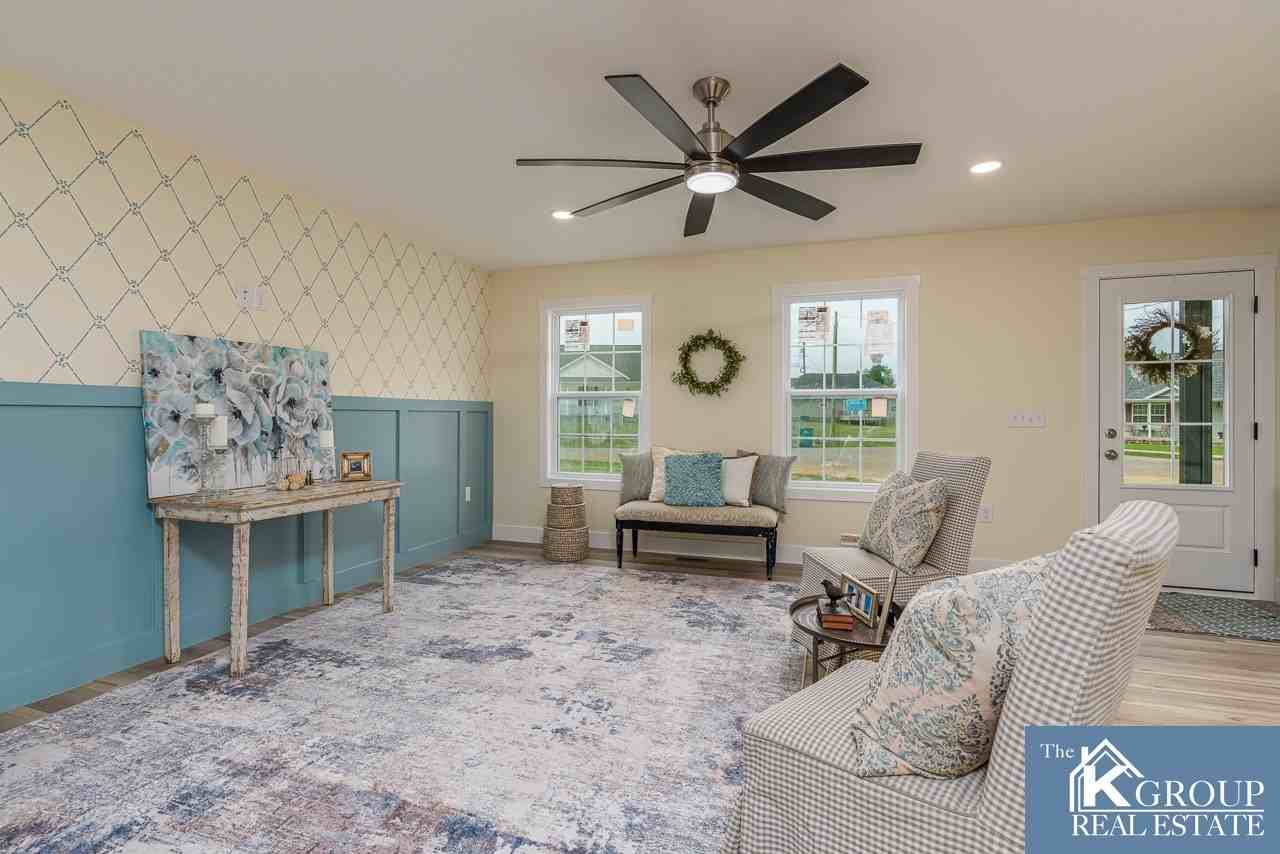 108 W Tuscany Ct - Photo 3 of 11