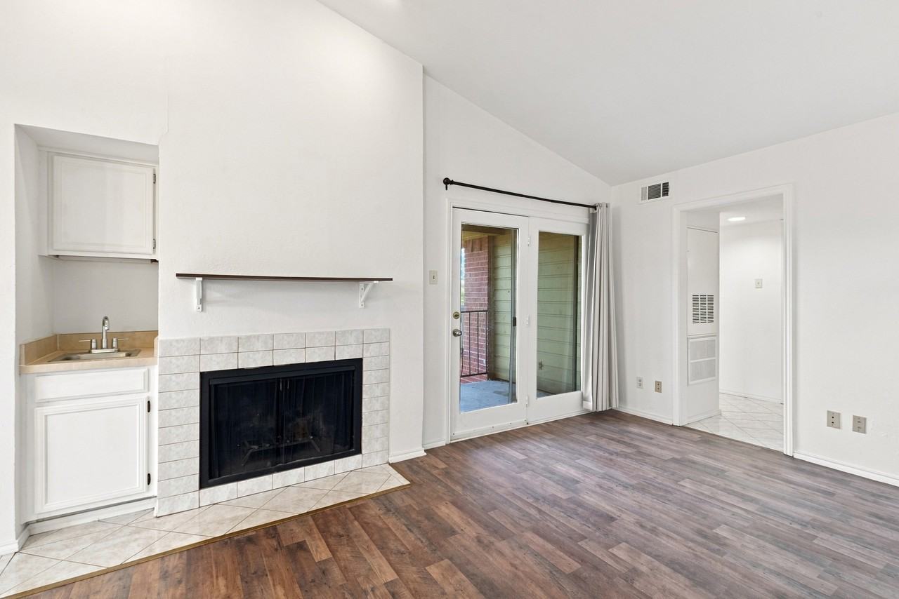5909 Lake Hubbard Parkway - 215Unit 215 #215 - Photo 3 of 21