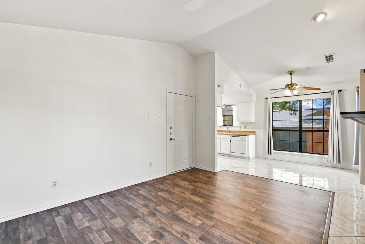 5909 Lake Hubbard Parkway - 215Unit 215 #215 - Photo 5 of 21