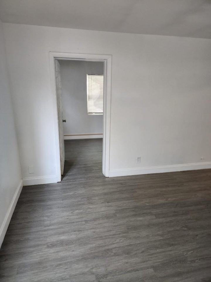 2544 16th Ave S - Photo 6 of 20