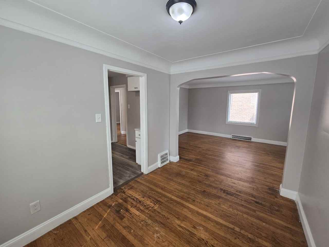 15401 Eastwood St #1 - Photo 5 of 26