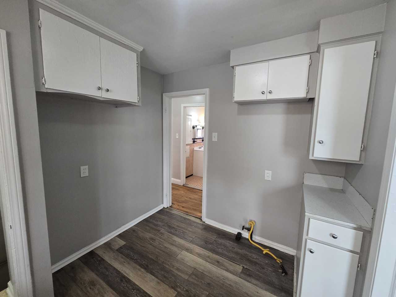 15401 Eastwood St #1 - Photo 7 of 26