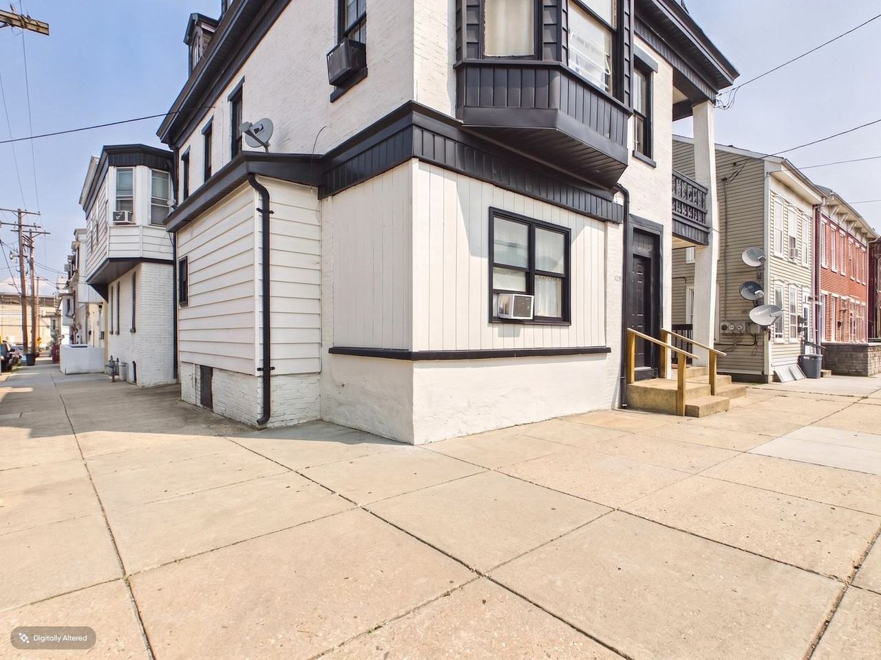 597 W Philadelphia St - Photo 2 of 11