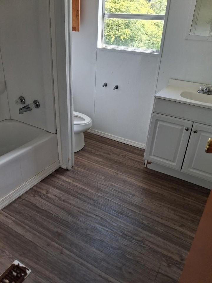 16019 Pee Dee Rd S - Photo 7 of 20