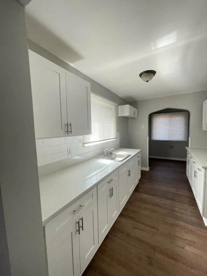 16219 Northlawn St - Photo 5 of 14