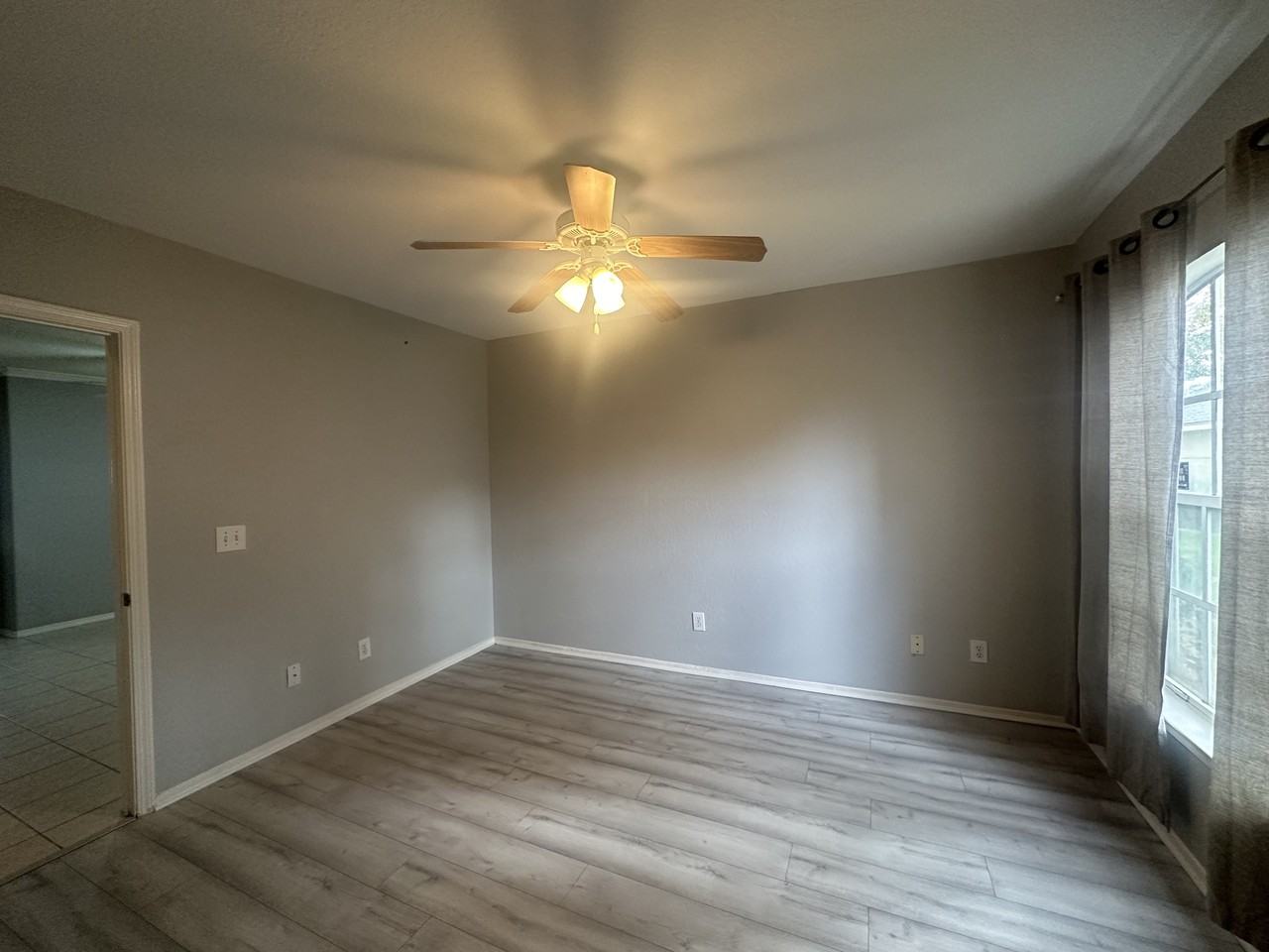 1701 The Greens Way - 1Unit 413 #1 - Photo 4 of 16