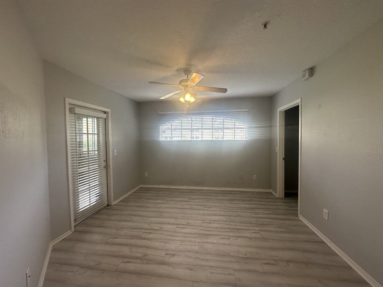 1701 The Greens Way - 1Unit 413 #1 - Photo 6 of 16