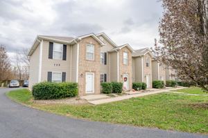 featured image of 125 Raleigh Dr Apt A