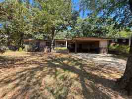 featured image of 1054 N Eva Ave
