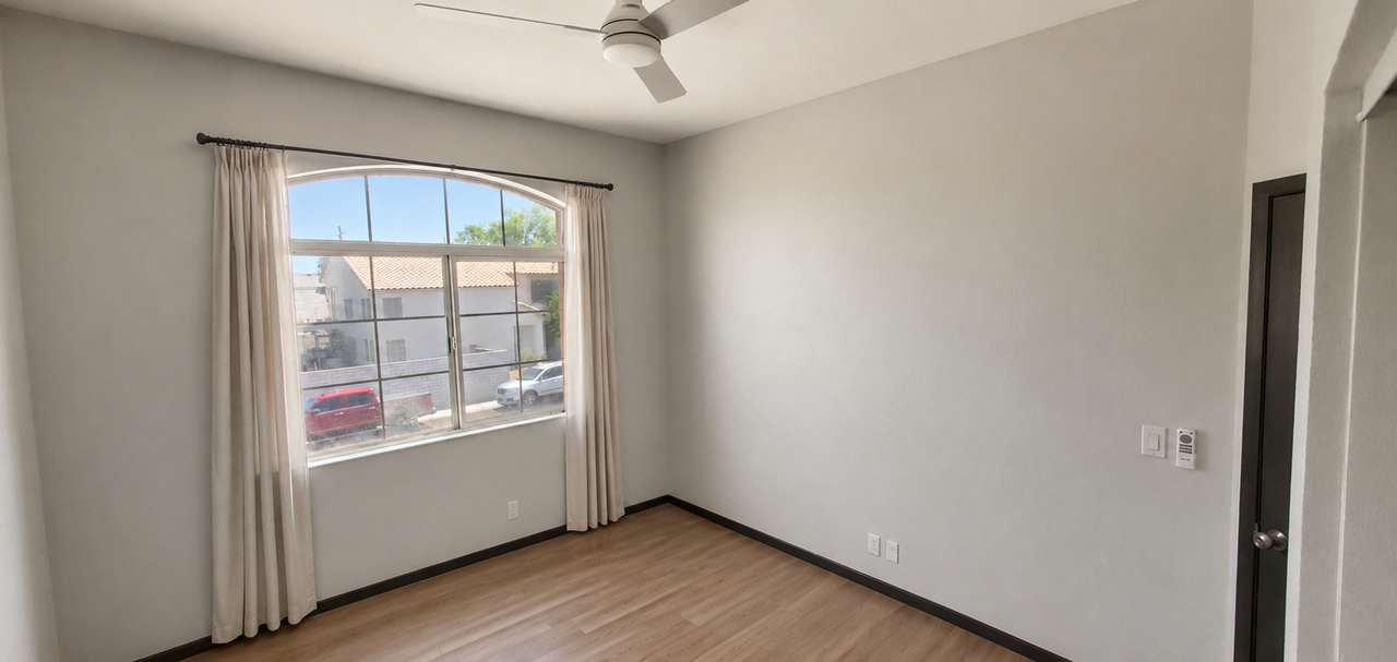 1830 Box Springs Ave - Photo 2 of 14