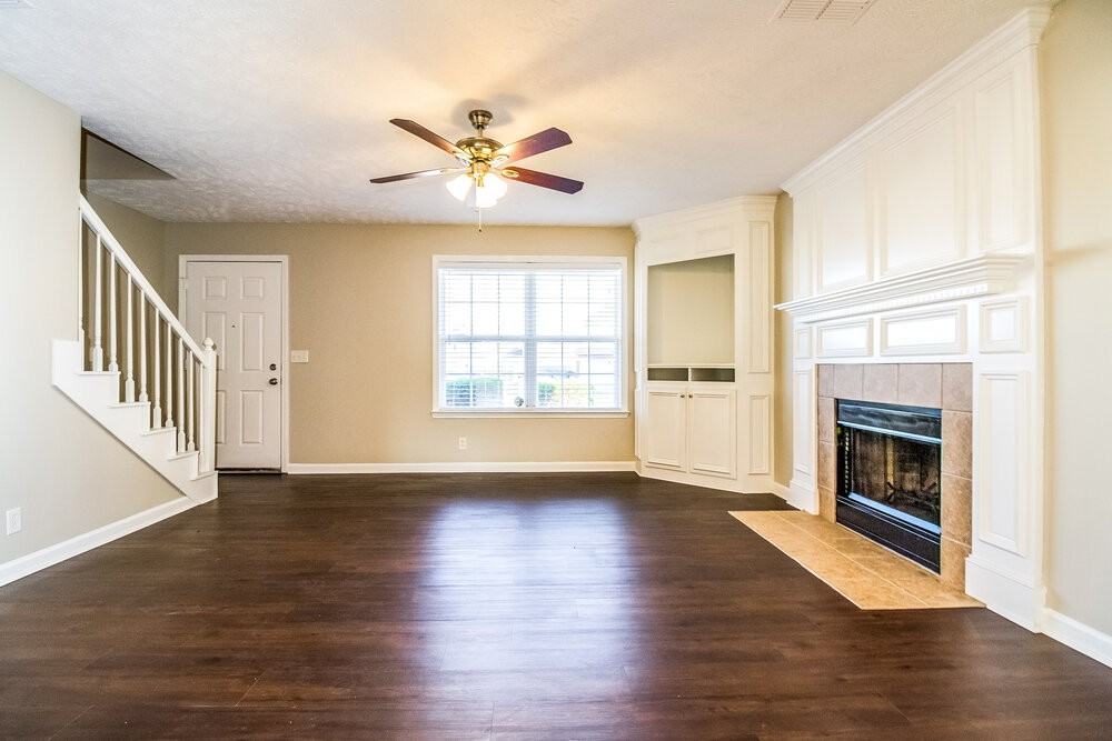 2923 Bray Ct - Photo 2 of 18