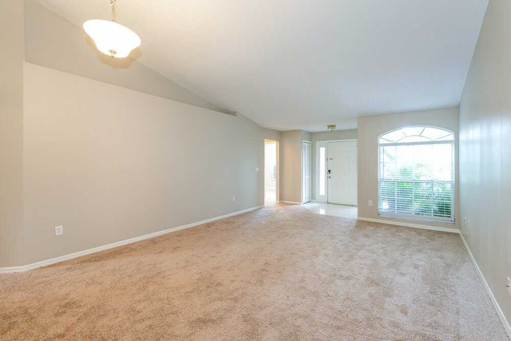 28546 Tall Grass Dr - Photo 3 of 16