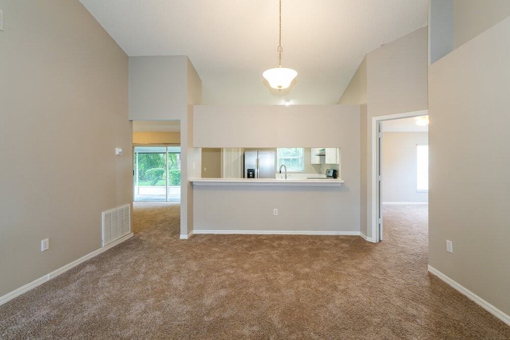 28546 Tall Grass Dr - Photo 5 of 16