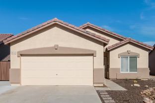 8146 E Onza Ave - Photo 1 of 1