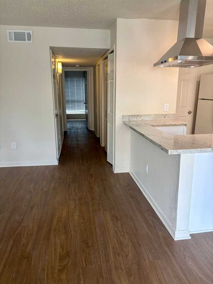 5109 Nicholson Dr - Photo 7 of 10