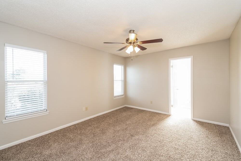 12335 Silent Brook Trl N - Photo 7 of 15