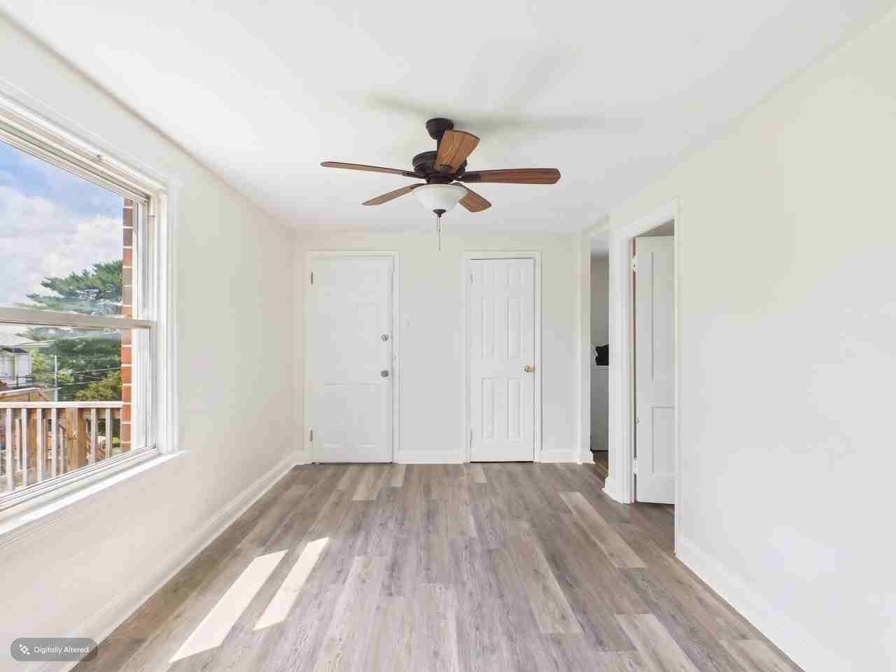 183 S Highland Ave - Photo 2 of 6