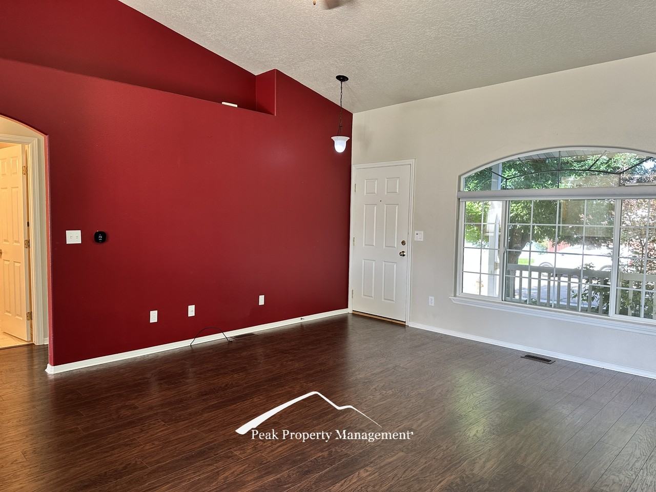 605 W Mulberry Loop #1 - Photo 4 of 28