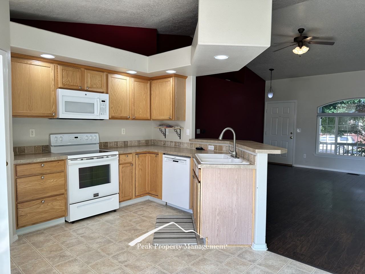 605 W Mulberry Loop #1 - Photo 7 of 28