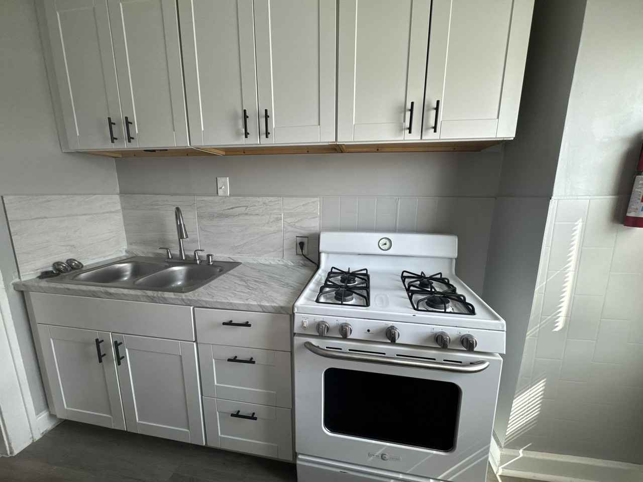 1781 Lafayette Blvd #1 - Photo 7 of 21