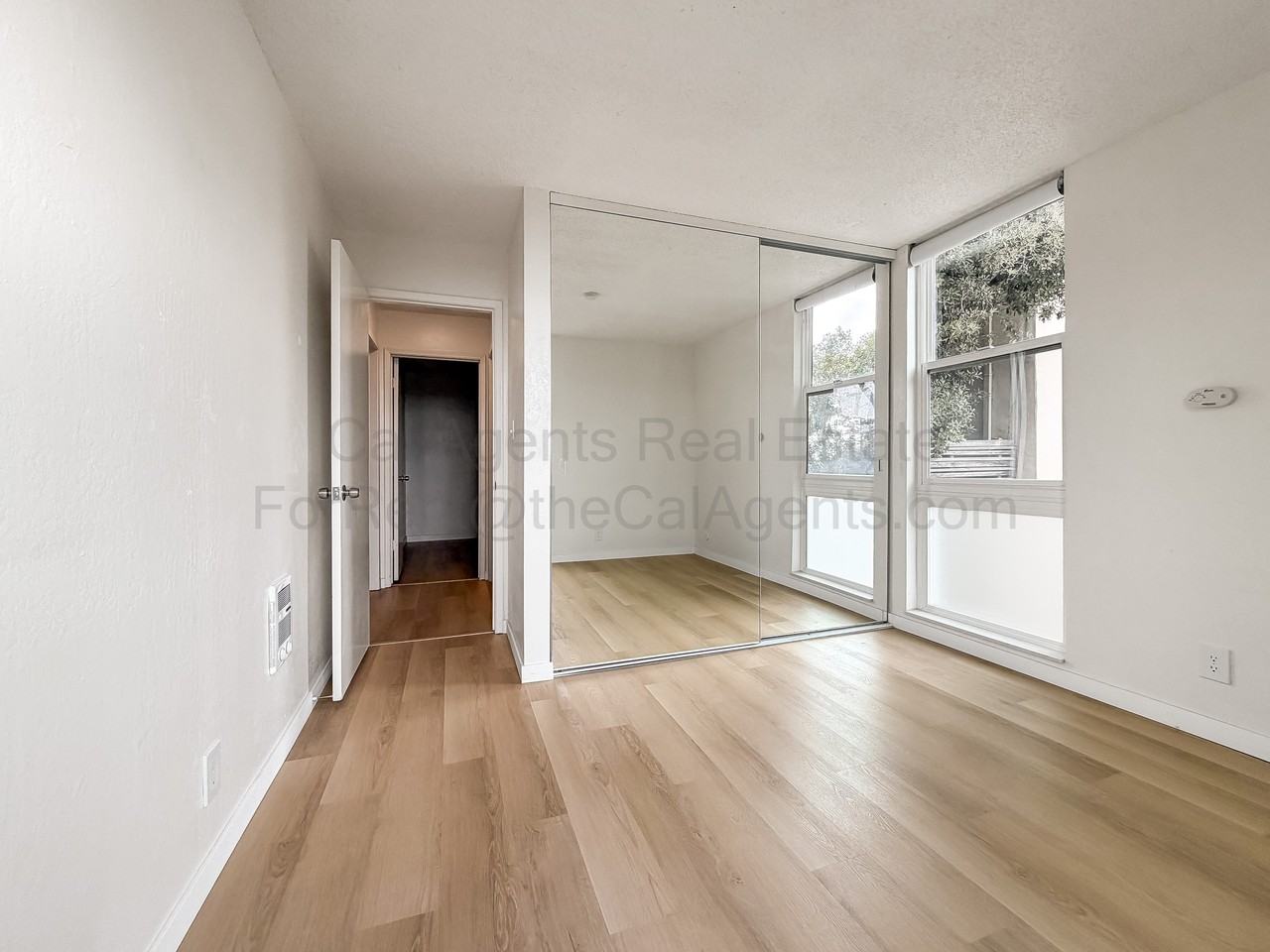 2 Panoramic Way - Photo 7 of 15