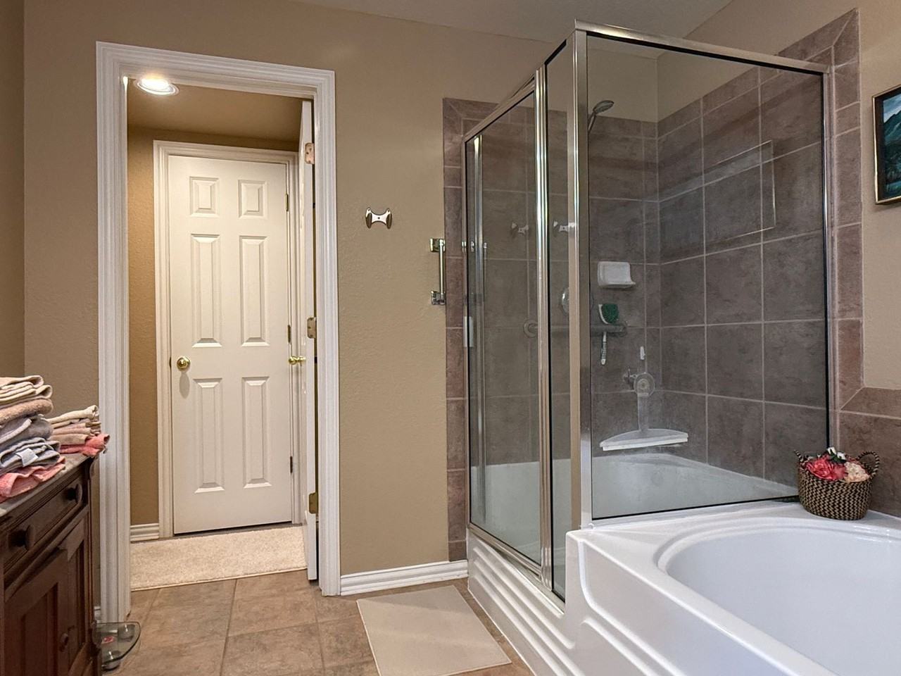 8300 Fairmount Dr #S101 - Photo 5 of 37