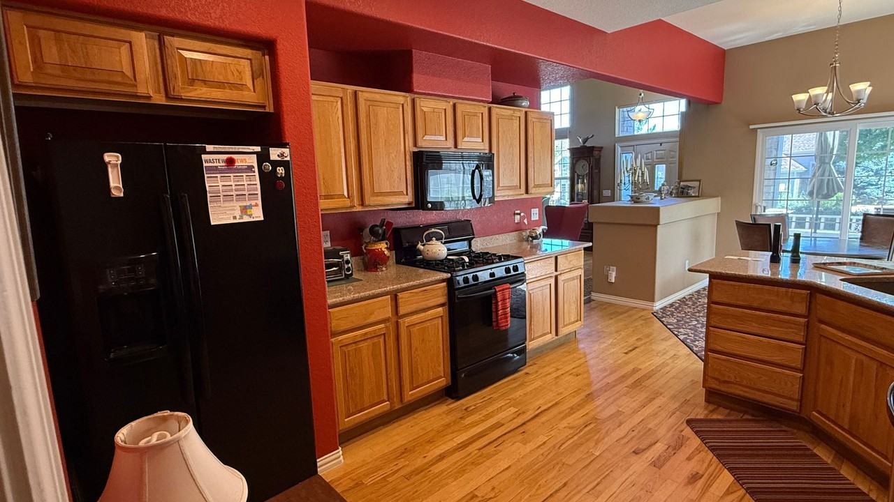 8300 Fairmount Dr #S101 - Photo 6 of 37