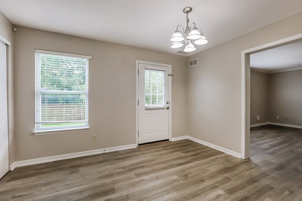 103 Snowflake Cir - Photo 6 of 17
