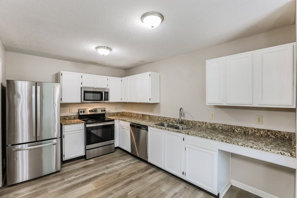 103 Snowflake Cir - Photo 7 of 17