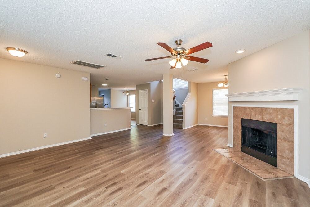 3405 Star Ranch Ct - Photo 4 of 17