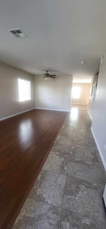 33207 Breighton Wood St - Photo 2 of 20