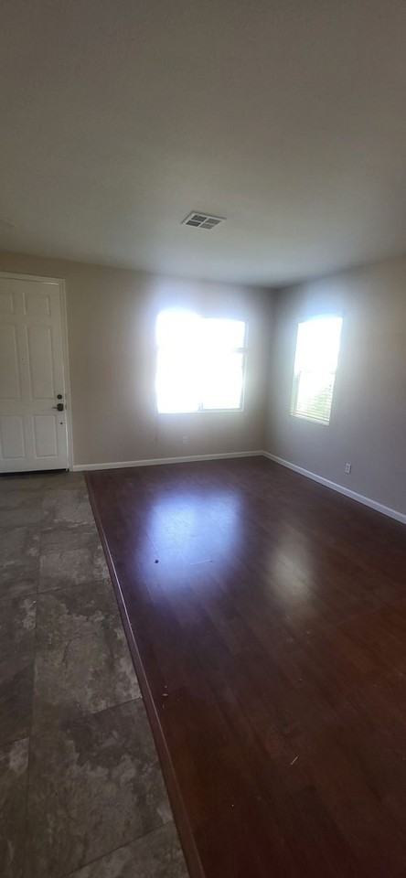 33207 Breighton Wood St - Photo 3 of 20