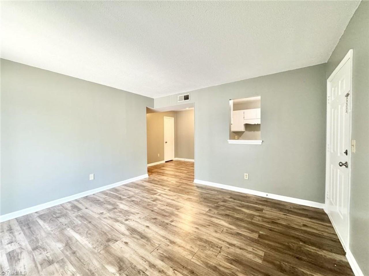 5655 Hornaday Rd - Photo 4 of 16