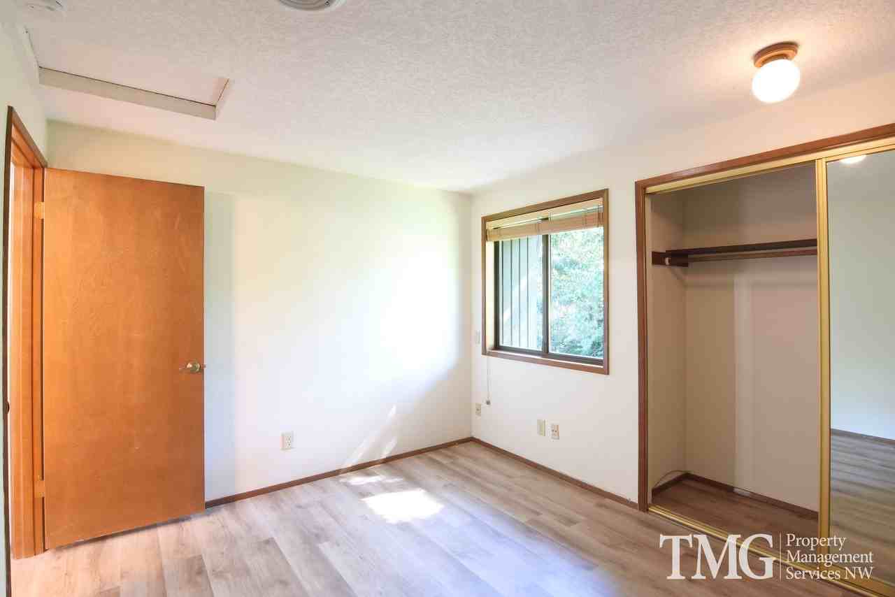 4075 Jefferson Pkwy #18 - Photo 5 of 22