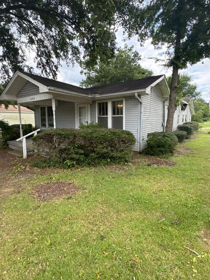 3289 S Green St - Photo 2 of 15