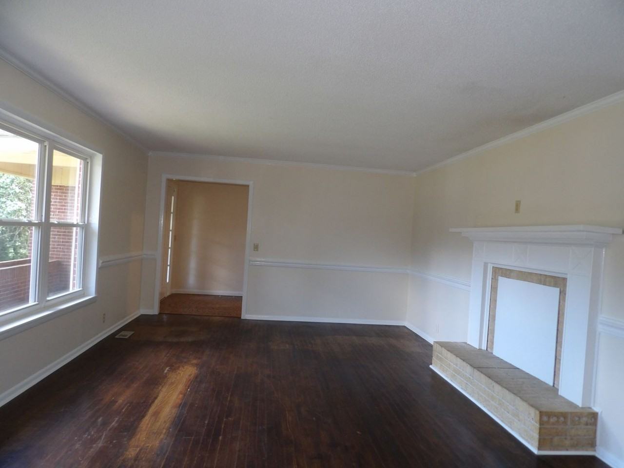 103 Reese St - Photo 4 of 14