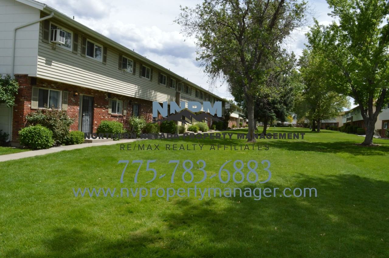 239 Smithridge Park - Photo 2 of 14