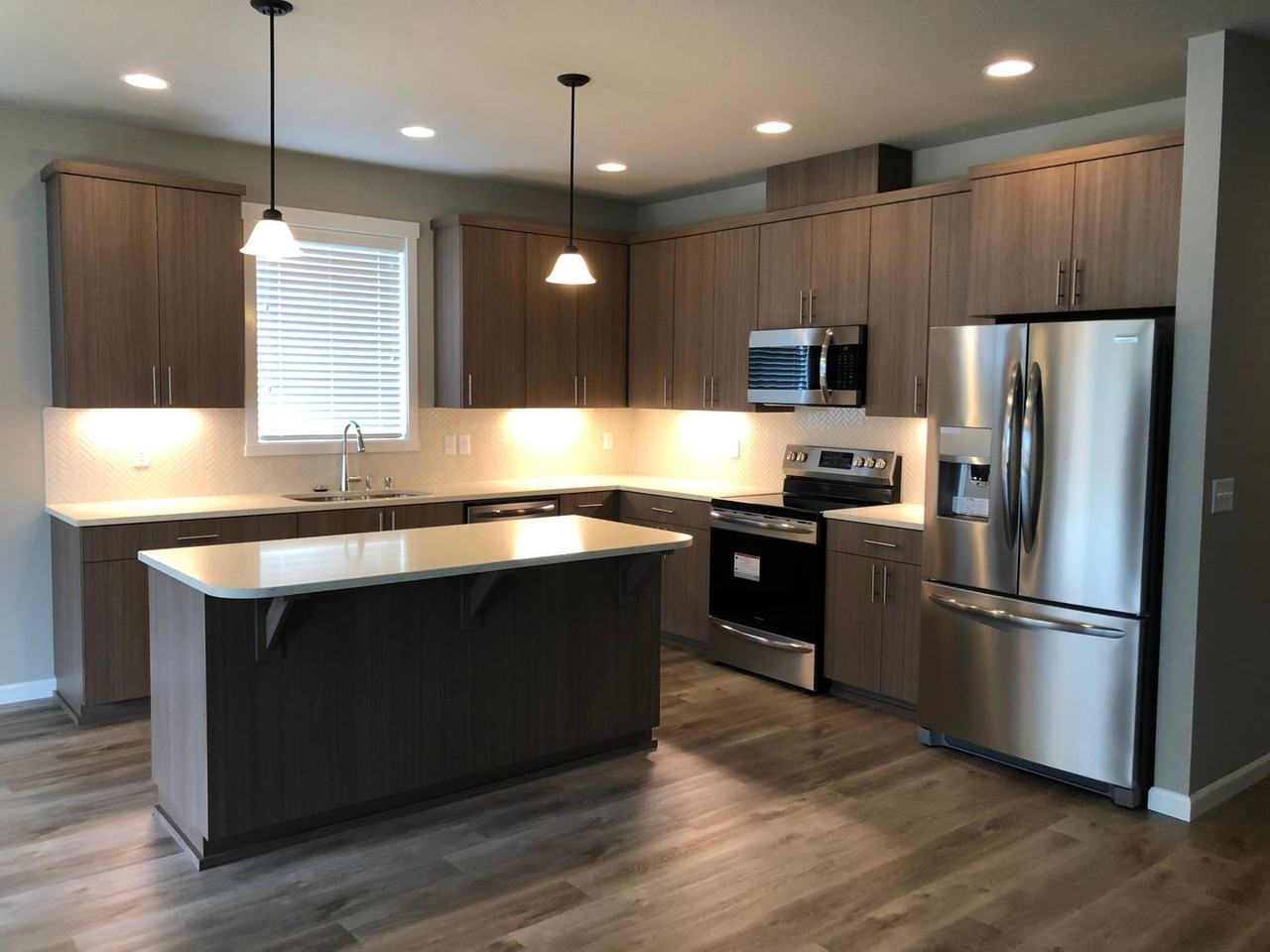 10519 Ne 103rd Ct - Photo 2 of 7