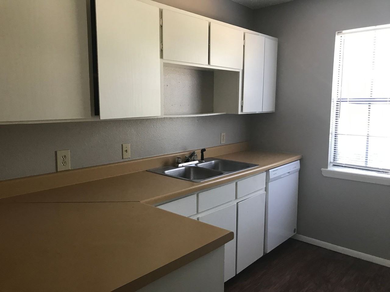 144 Jester Cir - Photo 5 of 14