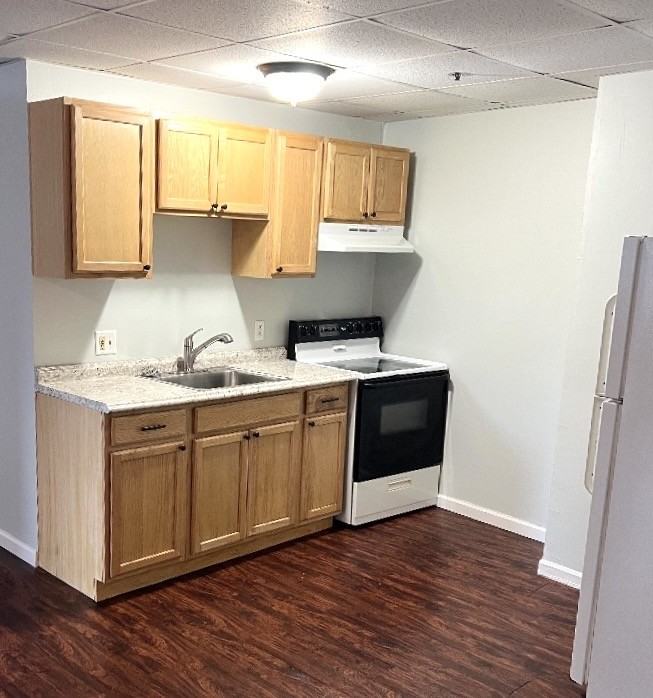 398 Main St #11