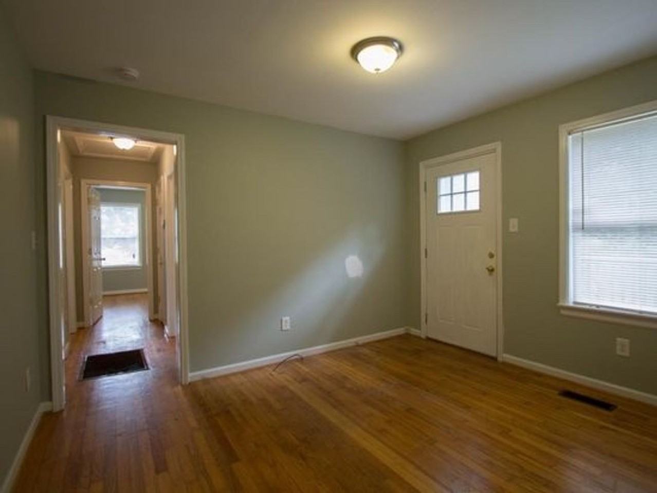 2261 5th St Ne - Photo 4 of 9