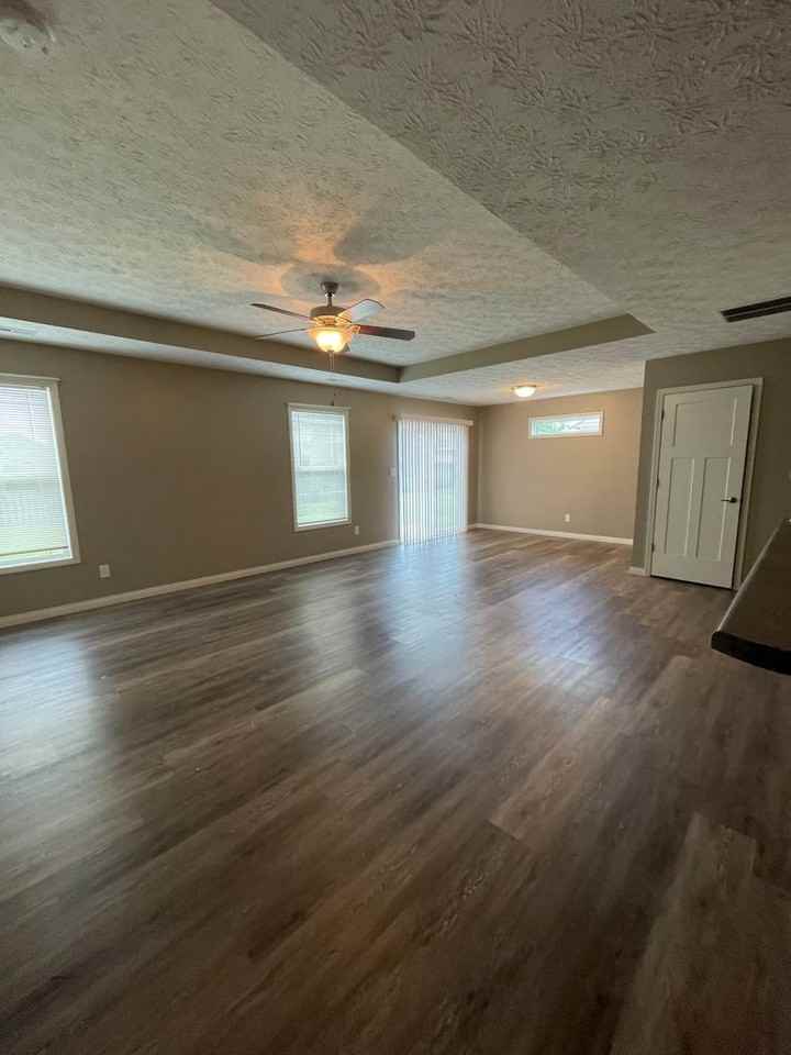 3950 Austrian Ct - Photo 3 of 18