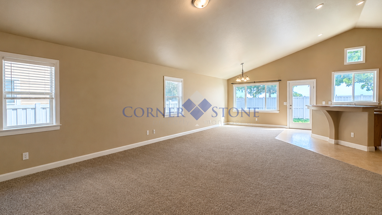 1764 Ridge Way - Photo 4 of 20