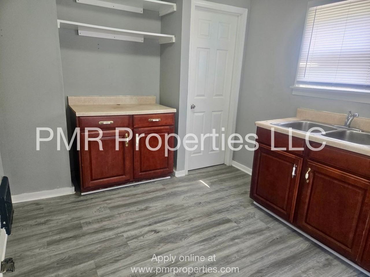 2201 5th Ave - Photo 2 of 9
