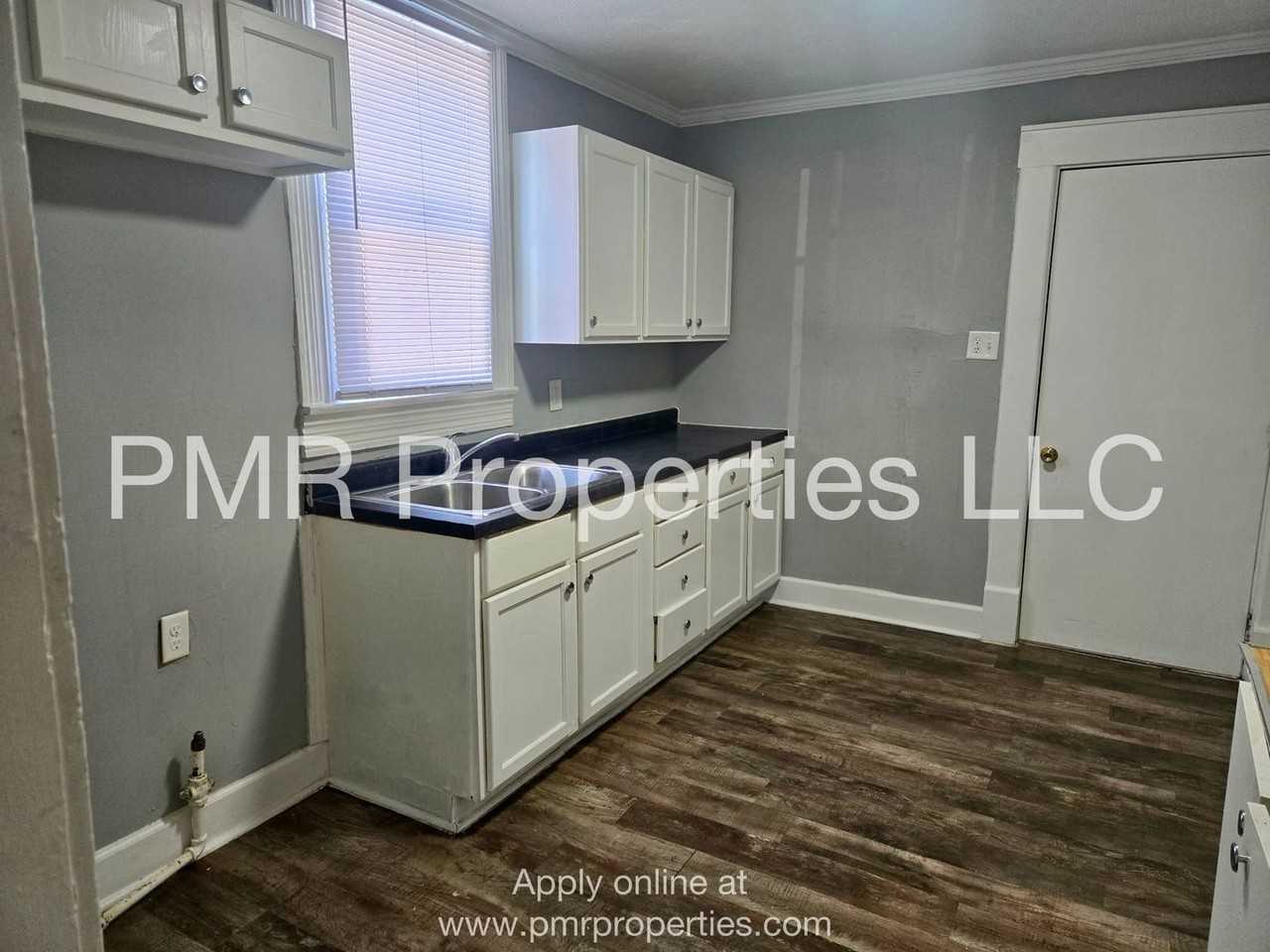 421 N 7th St - Photo 3 of 9